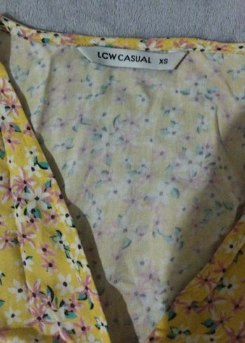 Sarı Midi Boy V-Yaka Düğmeli Elbise - Görsel 3