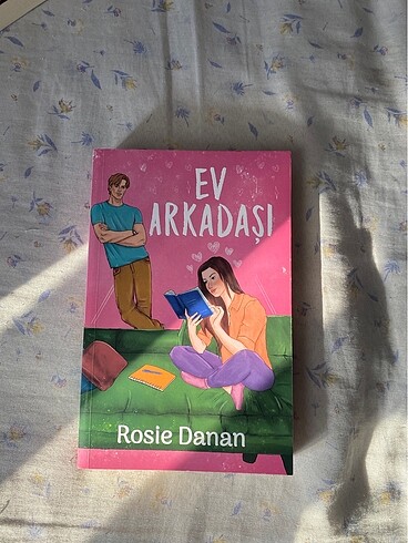 Ev arkadaşı