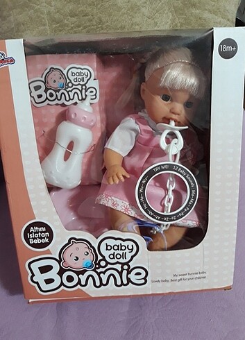 Bonnie Baby Konuşan altını ıslatan bebek