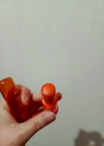 Mon Amour SPF 30 Turuncu Dudak Koruyucu - Görsel 8