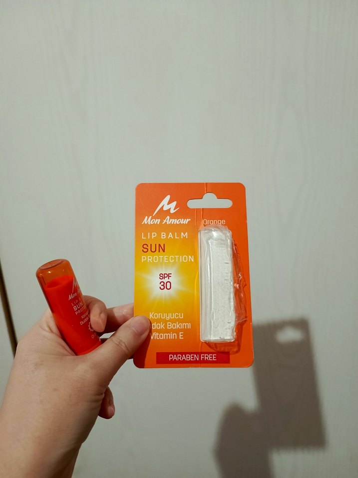 Mon Amour SPF 30 Turuncu Dudak Koruyucu - Görsel 5