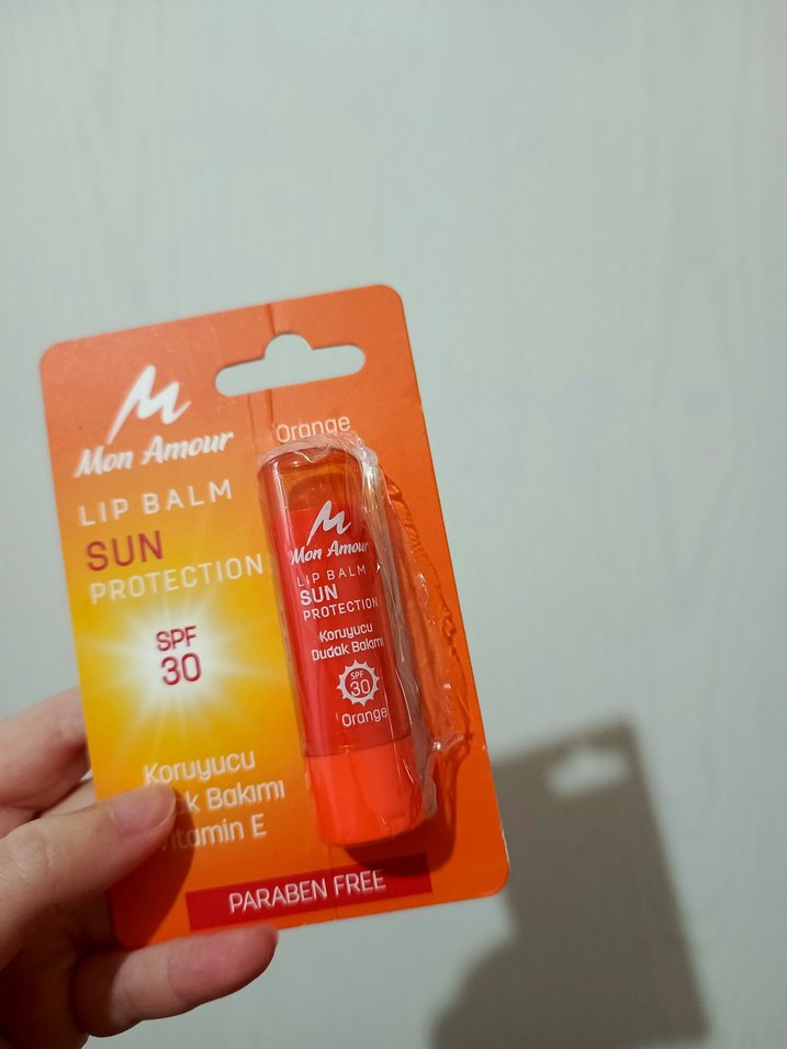 Mon Amour SPF 30 Turuncu Dudak Koruyucu - Görsel 3