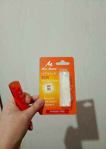 Mon Amour SPF 30 Turuncu Dudak Balmı - Görsel 8