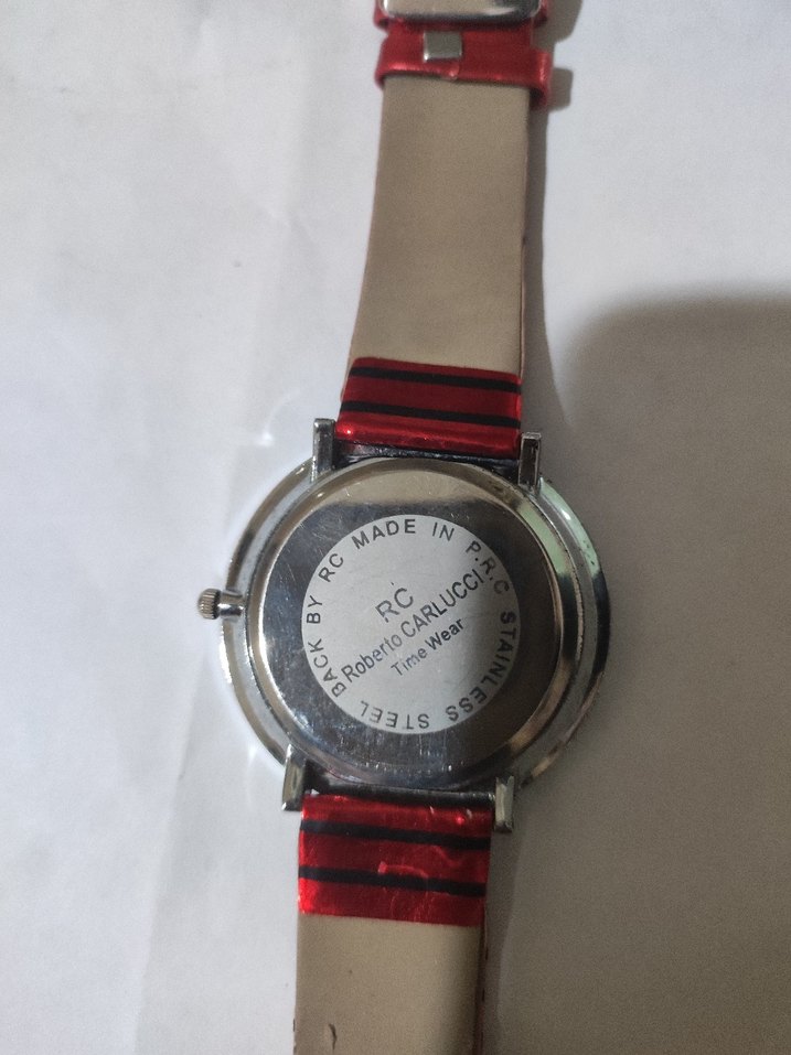 Kırmızı Tokalı Kadın Saat - Görsel 2