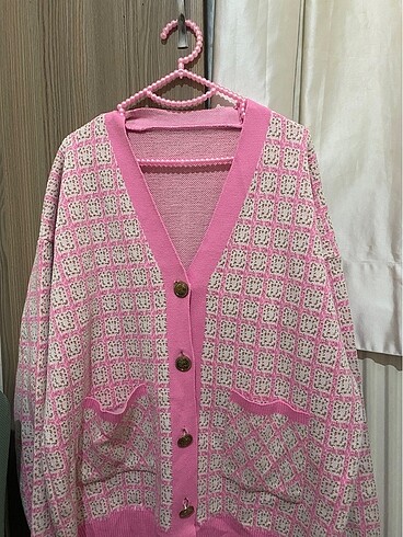 Pembe hırka