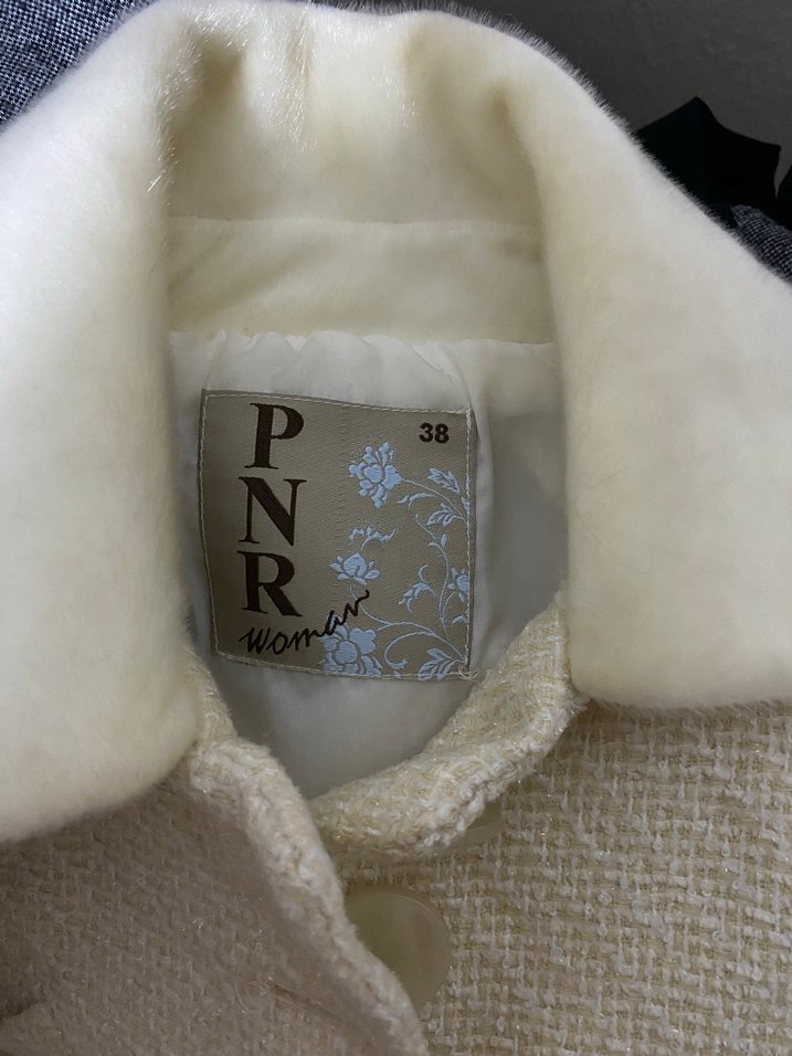 Düğmeli Beyaz  Bolero - Görsel 4