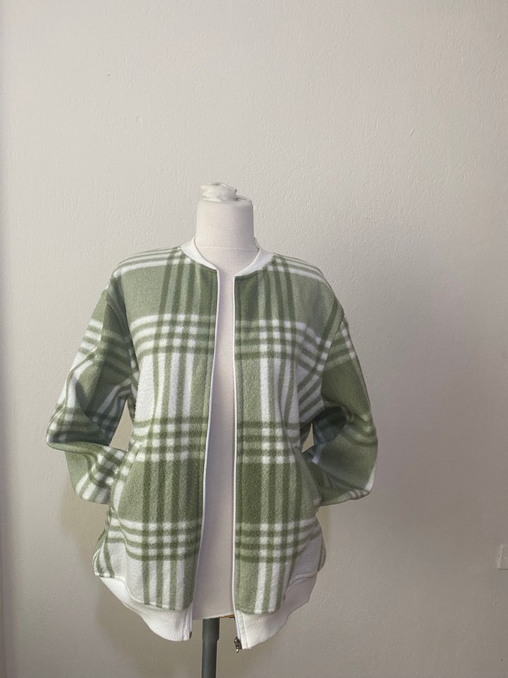 Kadın Yeşil Ekose Desenli Örgü Ceket - Görsel 2