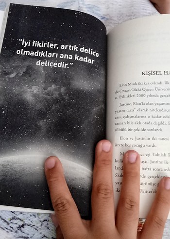  Beden Elon Musk Temalı Erkek Rozet