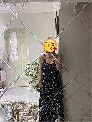 Batik önden yırtmaçlı elbise
