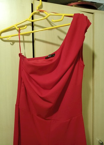 Kırmızı Parlak Straplez Tulum - Görsel 2