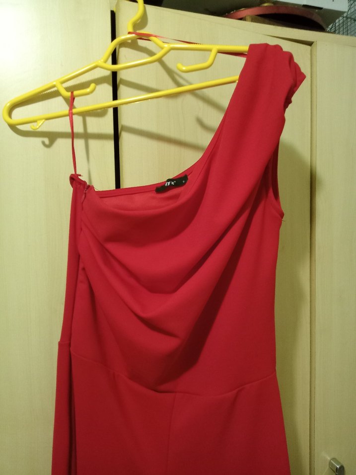 Kırmızı Parlak Straplez Tulum - Görsel 2