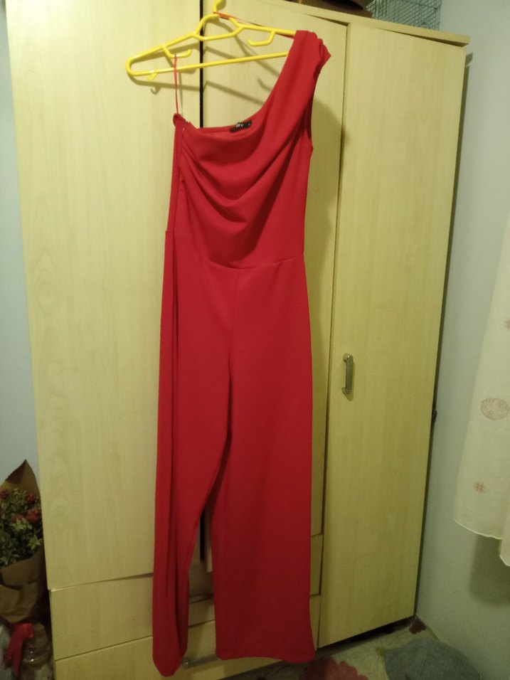 Kırmızı Parlak Straplez Tulum - Görsel 3