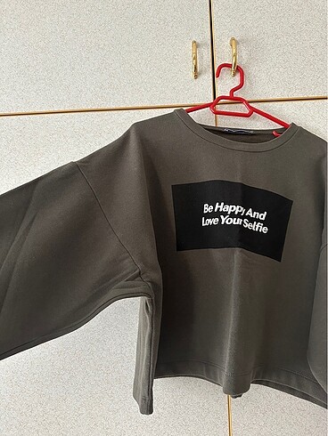 Zara sweatshirt