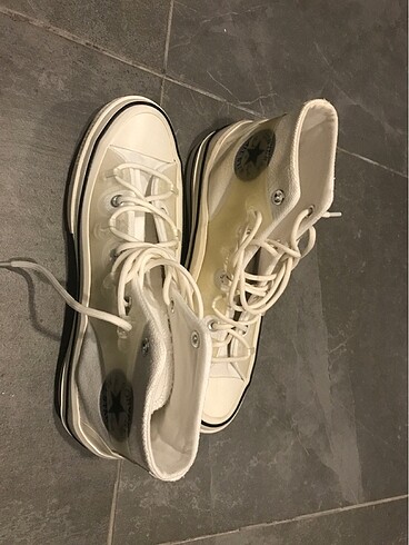 42 Beden beyaz Renk Orijinal Converse Ayakkabı
