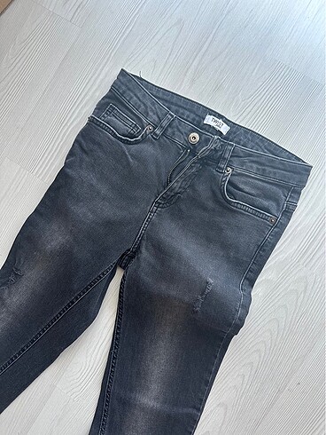 xs Beden Twist dar paça pantolon