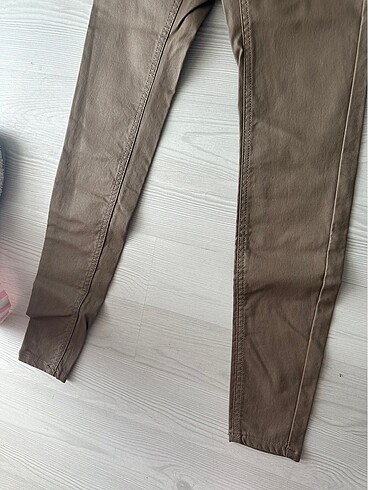 Stradivarius Stradivarius deri mum pantolon