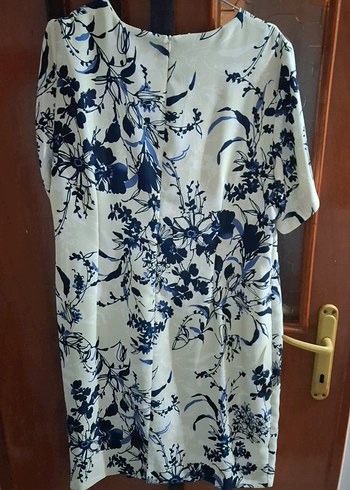 NaraMaxx mavi lacivert çiçekli beyaz elbise - Görsel 2