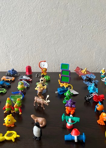  Kinder 2010 - 2020 figür oyuncaklar