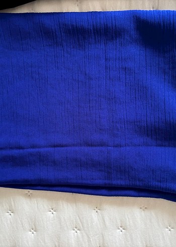 Kadın Mavi Saten  dıyeri sıyah Drapeli Şal - Görsel 3