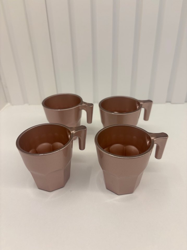 Koyu Bej Renk 4'lü kahve fıncanı tabağı yoktur - Görsel 2