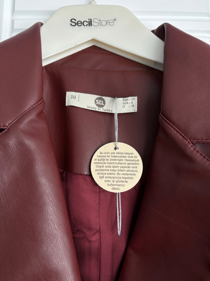 Bordo Deri Kemerli trenç - Görsel 2