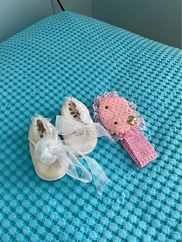 Kız bebek mevlit patiği