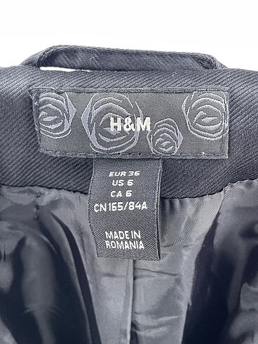36 Beden siyah Renk H&M Ceket %70 İndirimli.