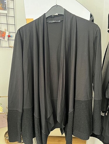 Zara siyah hirka b
