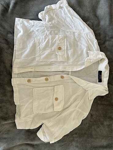 bershka beyaz crop gomlek