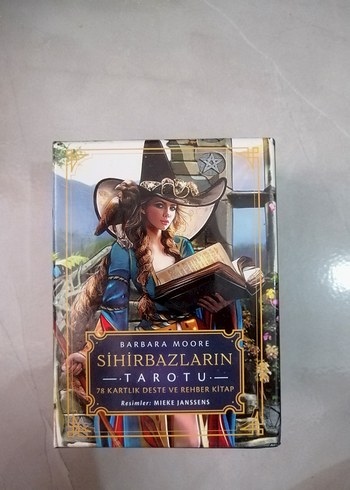 Barbara Moore Sihirbazların Tarot Kartları ve Rehberi