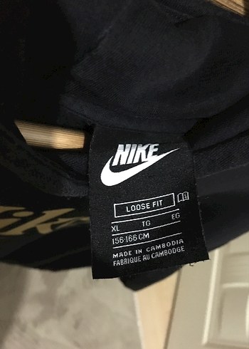 s Beden siyah Renk Siyah Nike Baskılı Salaş Sweatshirt