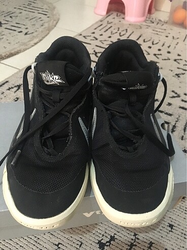 36 Beden siyah Renk Nike orjinal