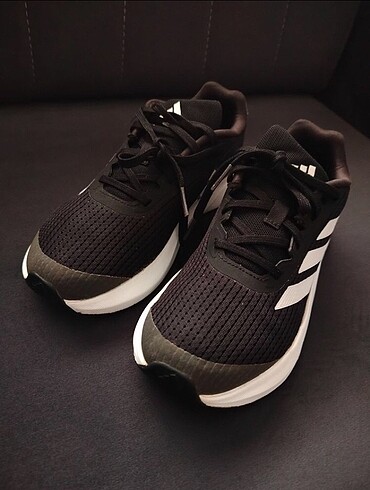 Adidas spor ayakkabı orjinal