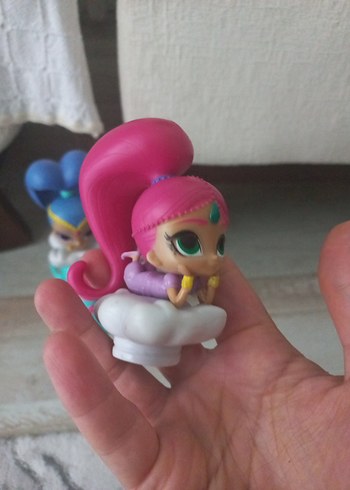  Shimmer ve Shine