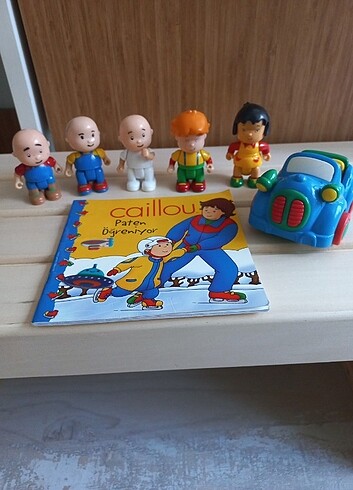 Caillou Figurler