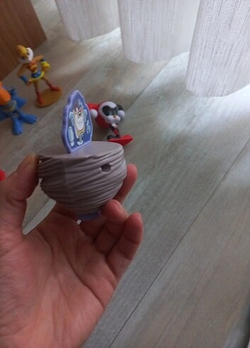 Beden Renk Looney Tunes Süper Kahramanlar