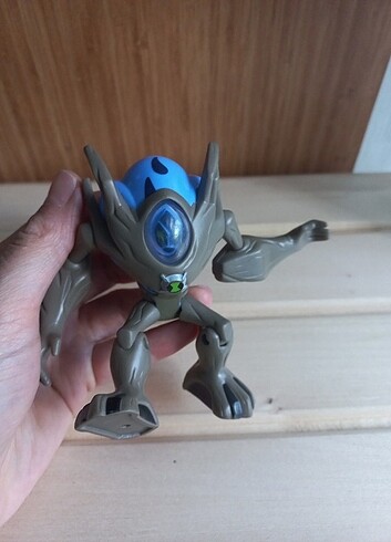  Ben10 Ultimate Swampfire