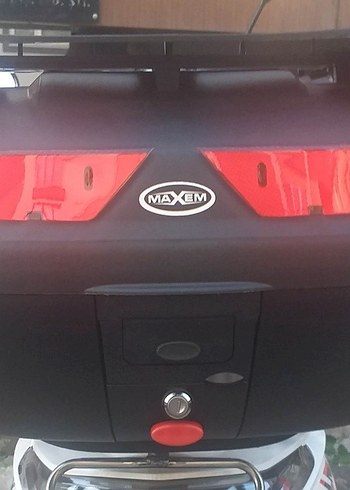 Kilitli Motosiklet Çantası - Görsel 2