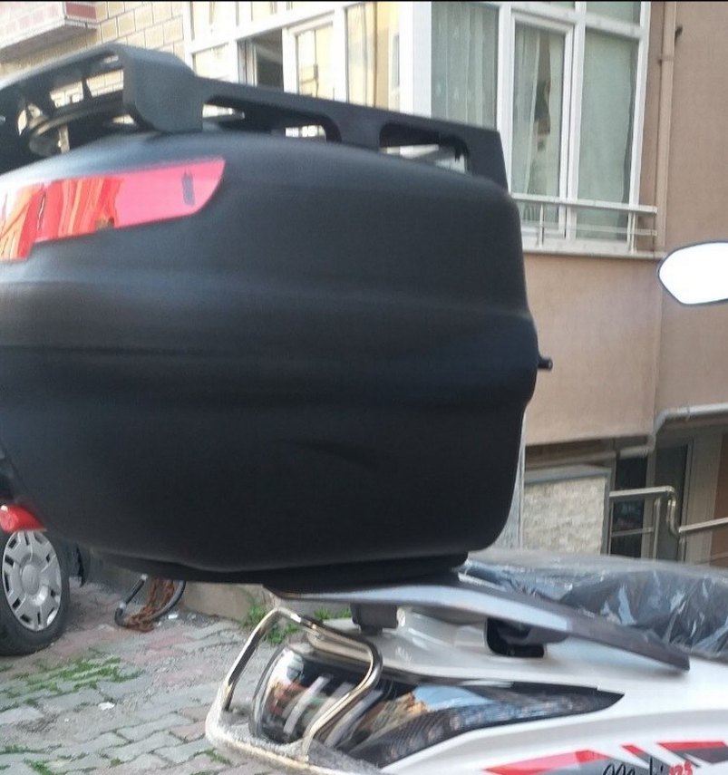 Kilitli Motosiklet Çantası - Görsel 3