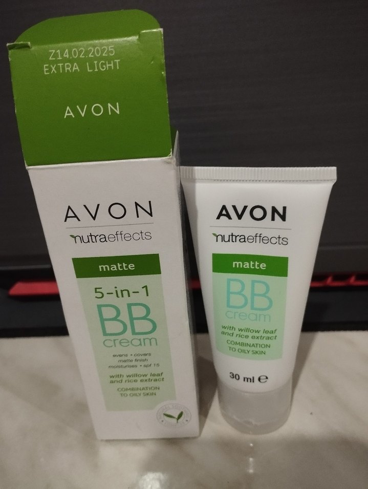 Avon Nutra Effects Mat BB Krem 5-in-1 - Görsel 2