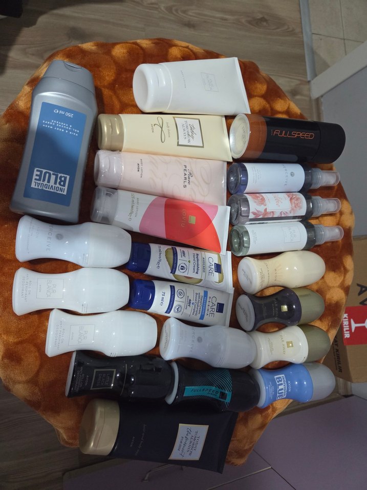 Çeşitli Avon Vücut Bakım Ürünleri Seti - Görsel 2