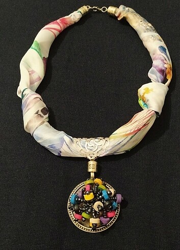 Fularlı kolye (el yapımı) - Görsel 4