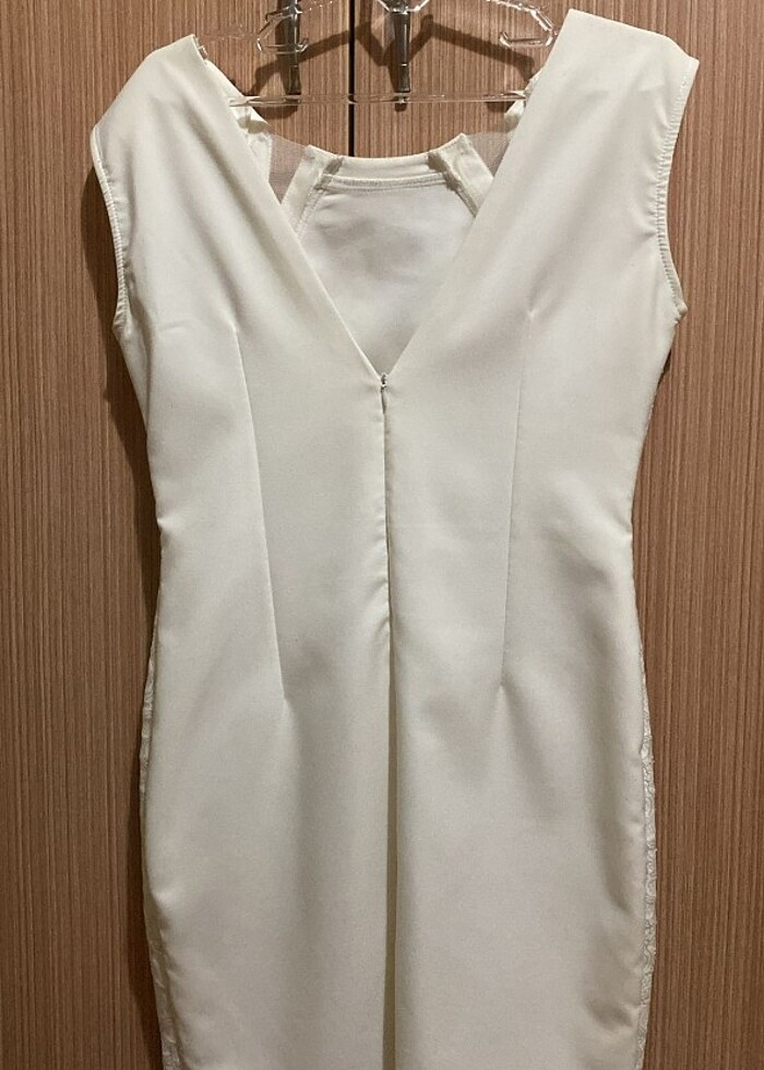 44-XXL sırtı v yaka elbise - Görsel 2