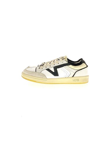Vans Spor Ayakkabı %70 İndirimli.