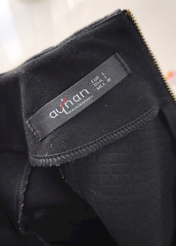 V Yaka Siyah Midi Ofis Elbisesi - Görsel 4