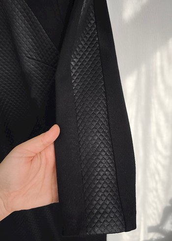 V Yaka Siyah Midi Ofis Elbisesi - Görsel 3