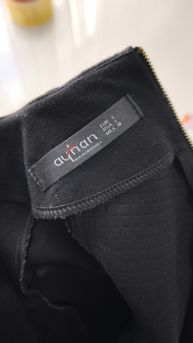 V Yaka Siyah Midi Ofis Elbisesi - Görsel 4