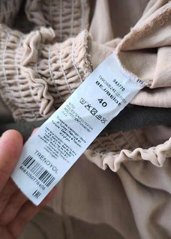 Bej V Yaka Fırfırlı Uzun Keten Elbise - Görsel 15