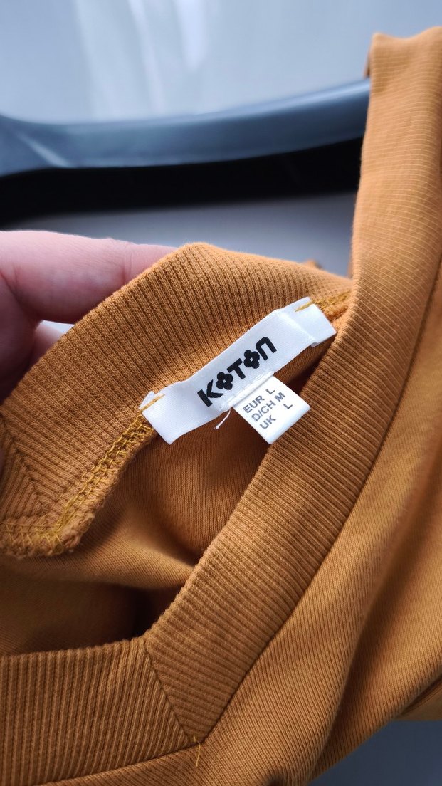 V Yaka Kadın Kazak - Görsel 2