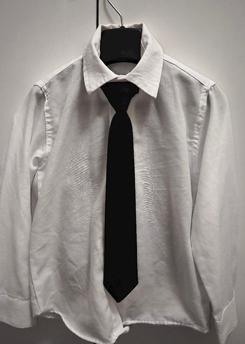 Çocuklar için Beyaz Gömlek ve Siyah Yelek Takım - Görsel 6